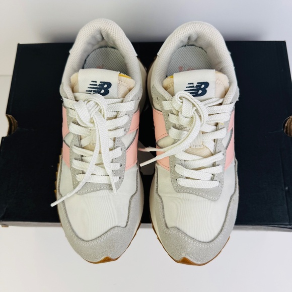 New Balance 237 Sea Salt Pink Suede Sneakers Shoes WS237GA Women's Size 6 B - Picture 7 of 12